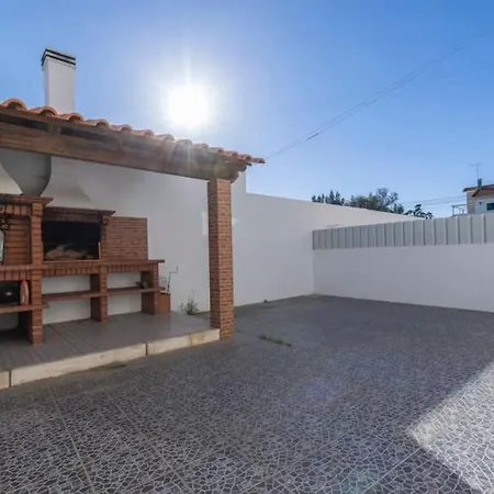 Pure Relax Near By Innkeeper Apartment Nazare